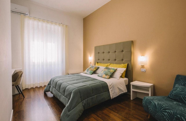 Bedroom 2, TIZIANA'S HOUSE, Salerno