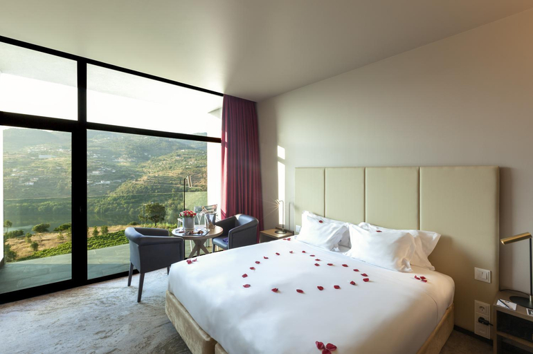 Bedroom 3, Douro Palace Hotel Resort & SPA, Baião