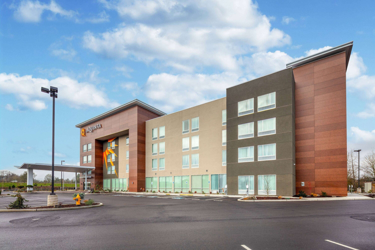 Exterior & Views 2, La Quinta Inn & Suites by Wyndham Centralia, Lewis