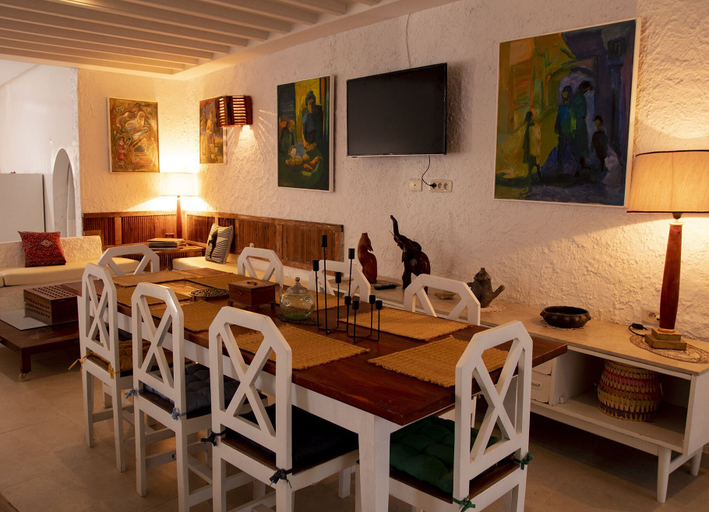 Food & Drinks 5, dar Yessine, Hergla