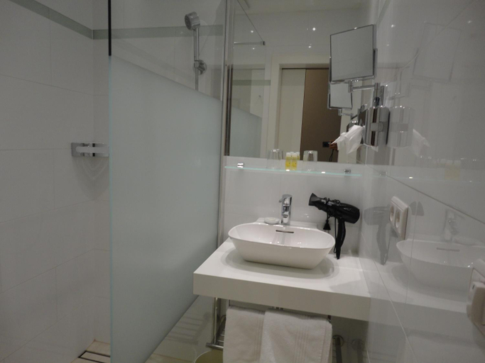 Bathroom 4, City Hotel Albrecht, Wien Umgebung
