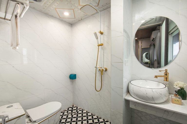 Bathroom 5, Dream Boutique Hotel and Spa, Hoàn Kiếm