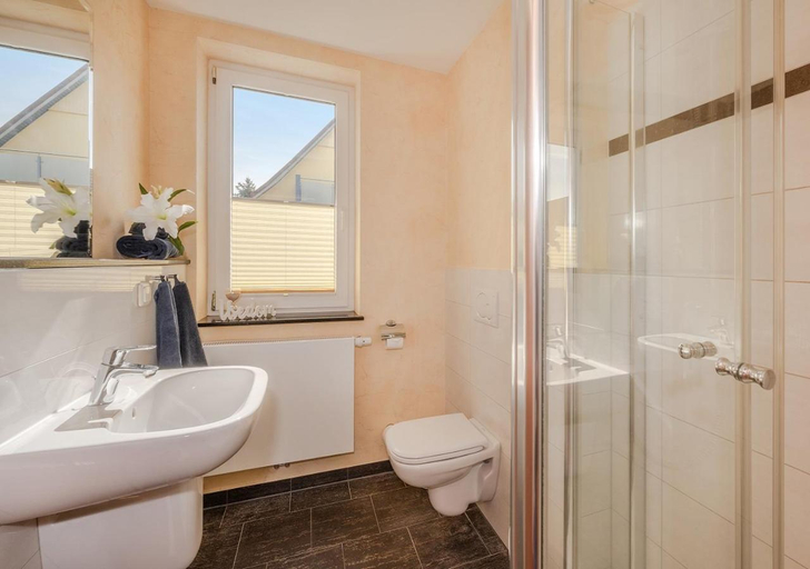 Bathroom 4, Haus Schwalbe mit Vineta Komfort Hausern, Vorpommern-Greifswald