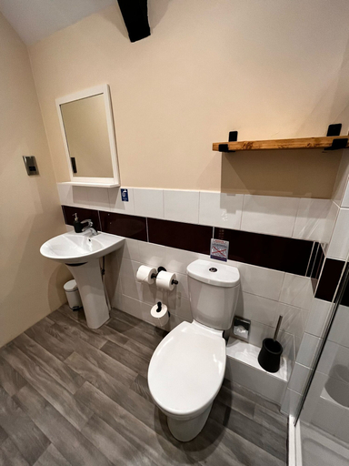 Bathroom 4, Old Manor House B&B, Somerset
