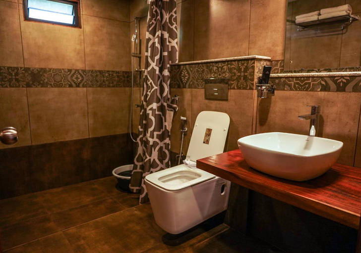 Bathroom 5, Niyatma Wayanad Premium Resort, Wayanad