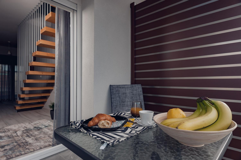 Others 5, DIFFERENT APARTMENTS, Epirus