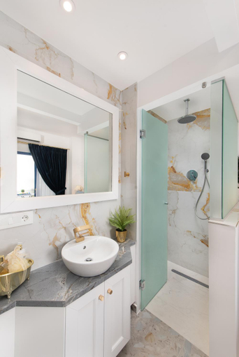 Bathroom 3, Antonias Apartments & Antonios Garden, South Aegean