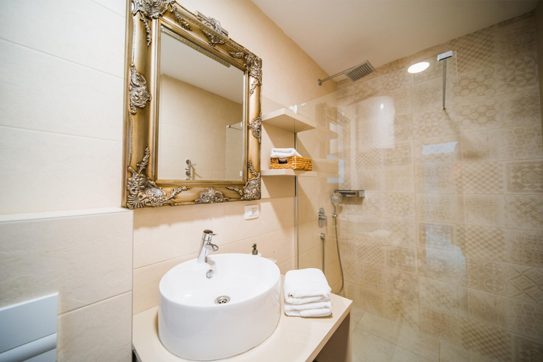 Bathroom 4, Villa Teuta, Korčula