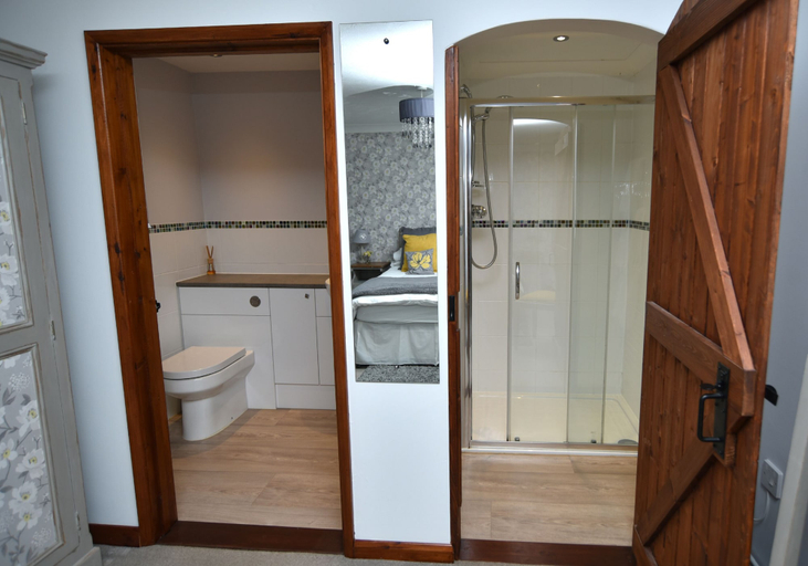 Bathroom 3, Hazel Barn B&B, Norfolk