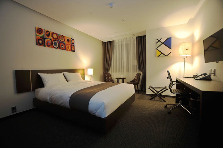 Bedroom 3, Yongin Central CO'OP Hotel, Yongin