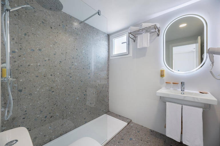 Bathroom 4, Hotel Vibra Isola - Adults only, Baleares