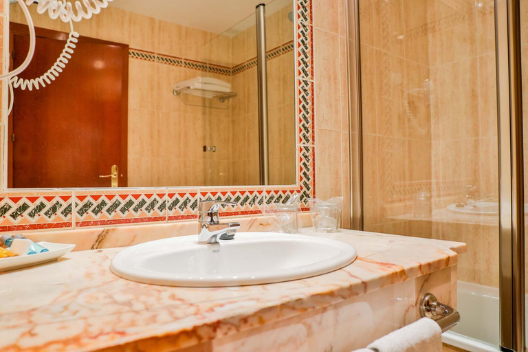 Bathroom 4, Velada Merida, Badajoz