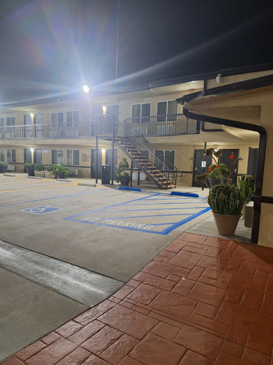 Exterior & Views 2, Portofino Inn Burbank, Los Angeles