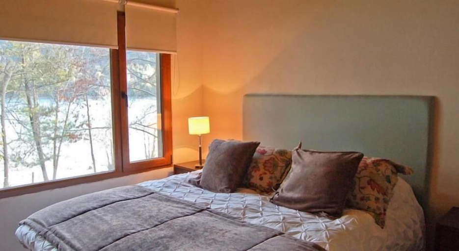 Bedroom 2, Orillas del Gutierrez, Bariloche