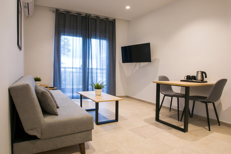 Facilities 5, White City Stay, Central Macedonia