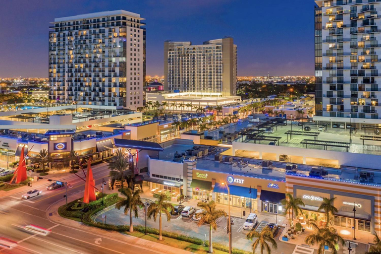 Others 4, DOWNTOWN DORAL, FLORIDA. NEW CONDO STYLE RESORT., Miami-Dade