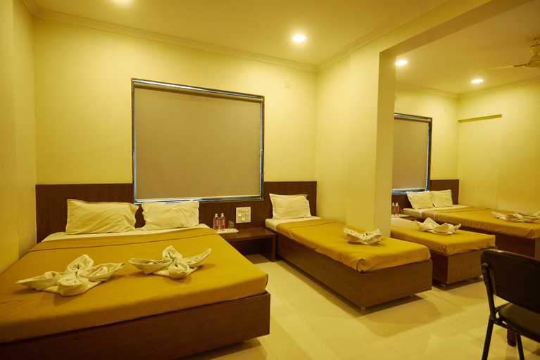 Bedroom 3, Hotel Sai Vidisha Palace, Ahmadnagar