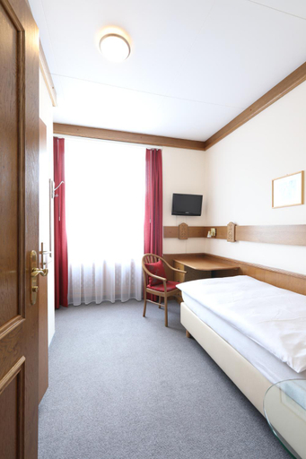 Bedroom 2, Hotel Concordia, Prättigau/Davos