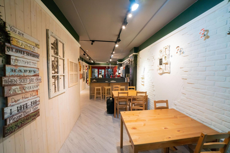 Food & Drinks, Fairytale House, Tainan