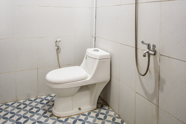 Bathroom 5, Joglo Ndalem Sabine Syariah, Bantul