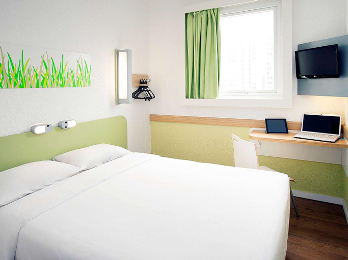 Bedroom 9