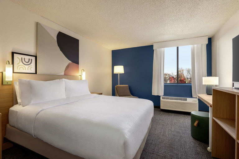 Bedroom 4, Spark by Hilton Germantown Washington DC North, Montgomery