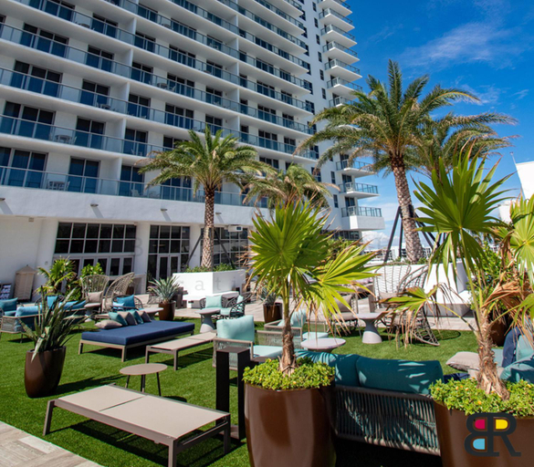 Exterior view 3, HYDE Beach House Apartments, Broward