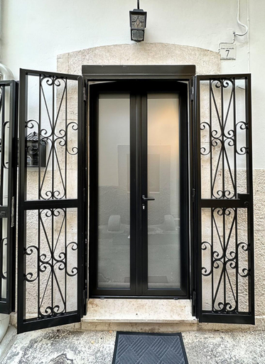 Others 2, Marbel Suite Adelfia, Bari