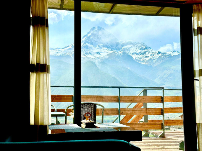 Others 4, T&T cottage, Kazbegi