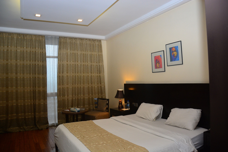 Bedroom 3, Presidential Hotel, Obio/Akp
