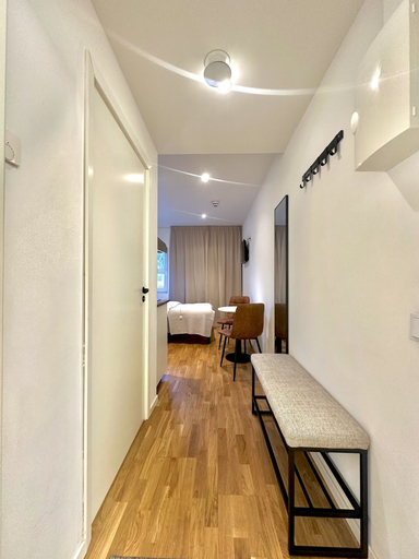 Others 5, Edsviken Hotell AB, Sollentuna