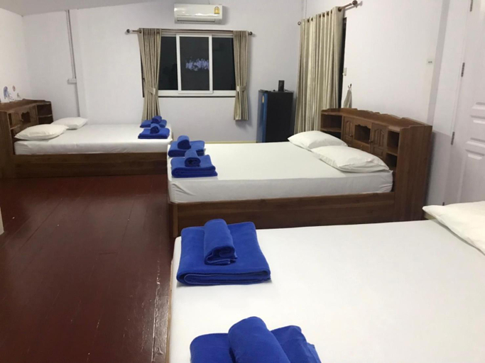 Bedroom 4, Tree In Town, Muang Phatthalung