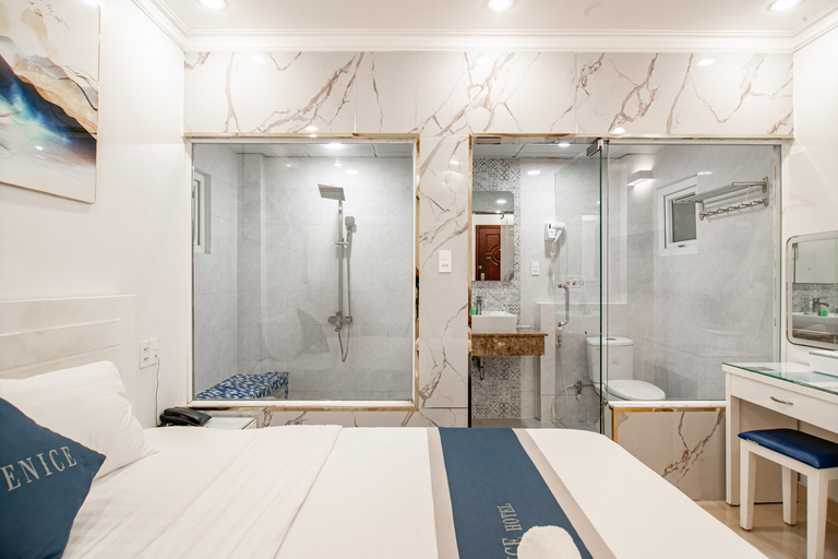Bathroom 3, Venice Hotel, Bình Chánh