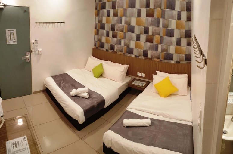 Bedroom 13