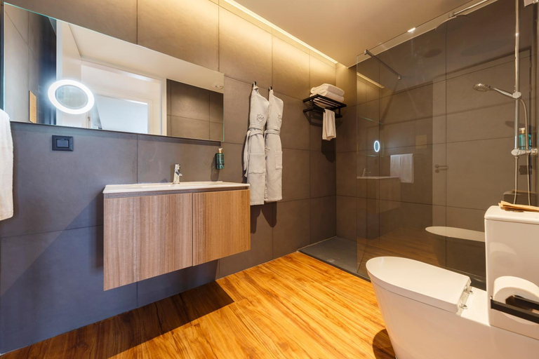 Bathroom 5, The Shipyard - Angra, Angra do Heroísmo