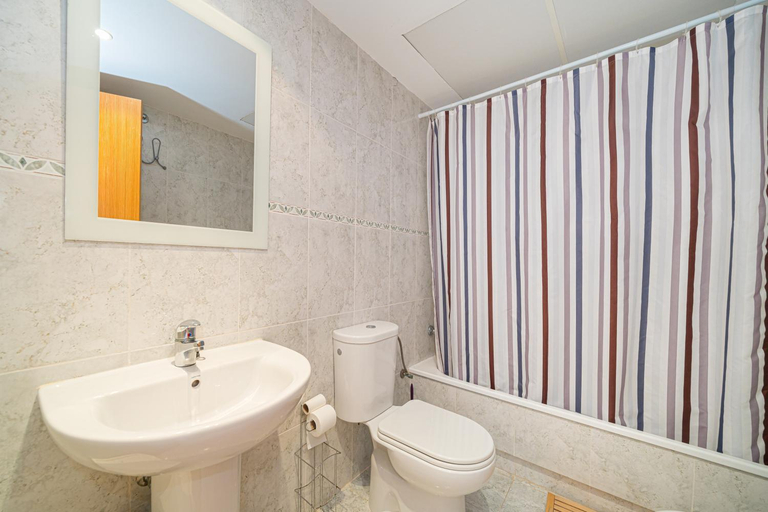 Bathroom 2, Beach and Green, Alicante