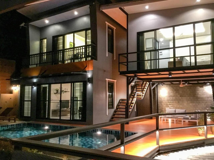 Sport & Beauty 2, Koh Sirey Beachfront Pool Villa, Pulau Phuket