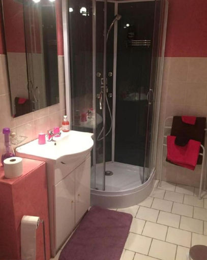 Others 5, Chambres et table d'hotes les grivottes, Cher