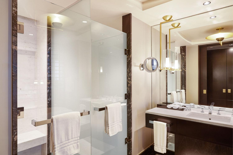 Bathroom 20