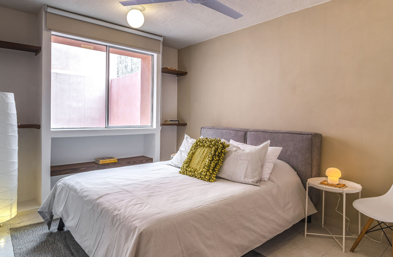 Bedroom 3, Casa Rosa by Domi Housing, El Marqués
