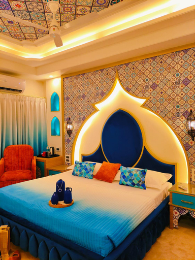 Bedroom 30
