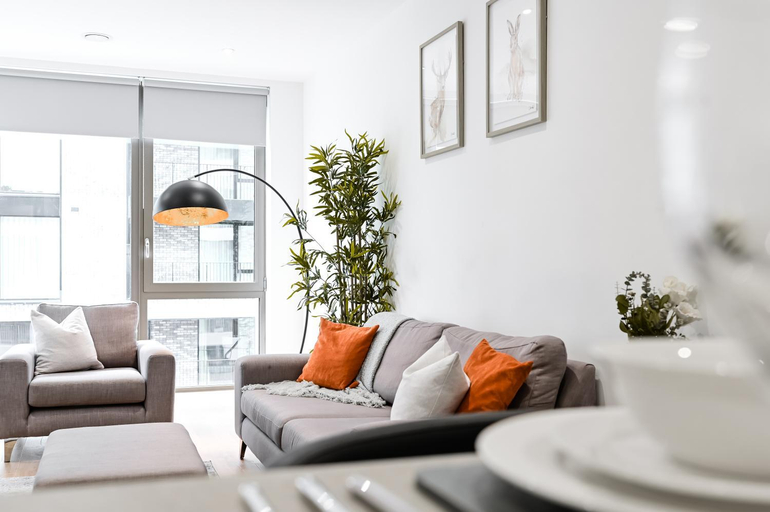 Guestroom, Khayat Homes - The Owelor - Two Bed, London