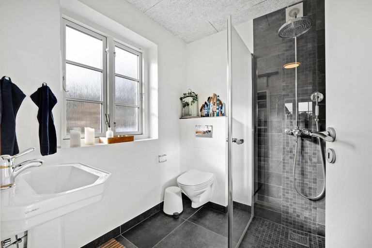 Bathroom, Lildgaard, Thisted