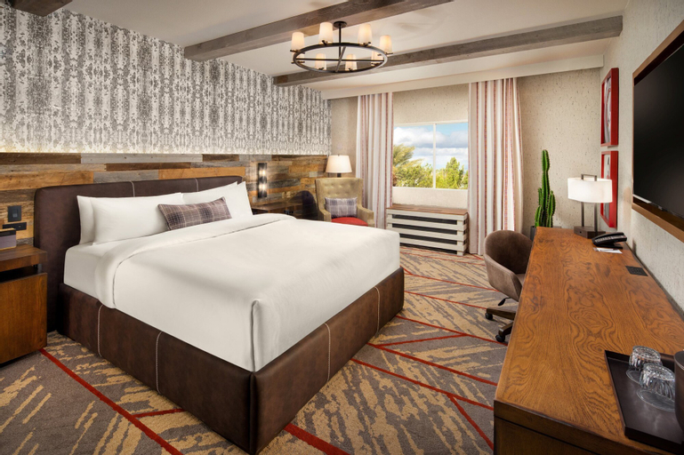 Bedroom 1, Silverton Casino Lodge - Newly Renovated, Clark
