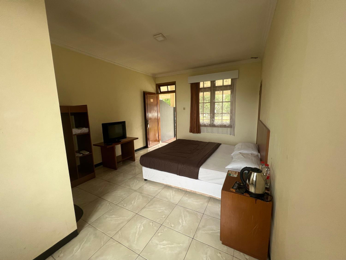 Bedroom 9