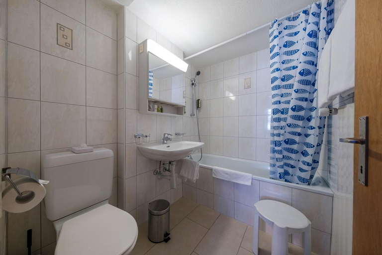 Bathroom 2, Hotel Bünda Davos, Prättigau/Davos