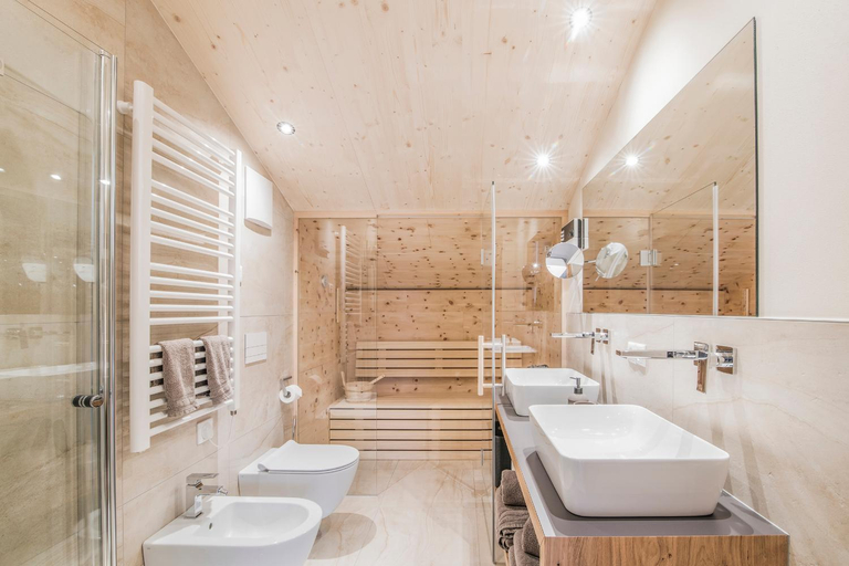 Bathroom 2, Erika Suites & Lofts, Bolzano