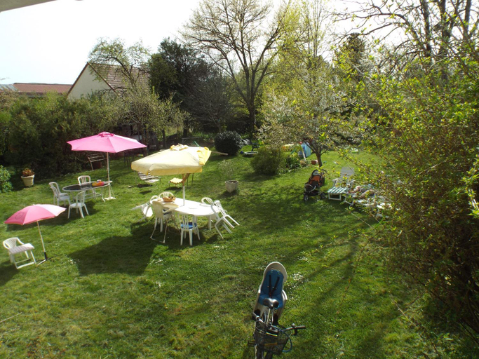 Others 5, la forge du Prosper et de sa Prosperine, chambre d' etape rustique pour randonneurs et voyageurs, Jura