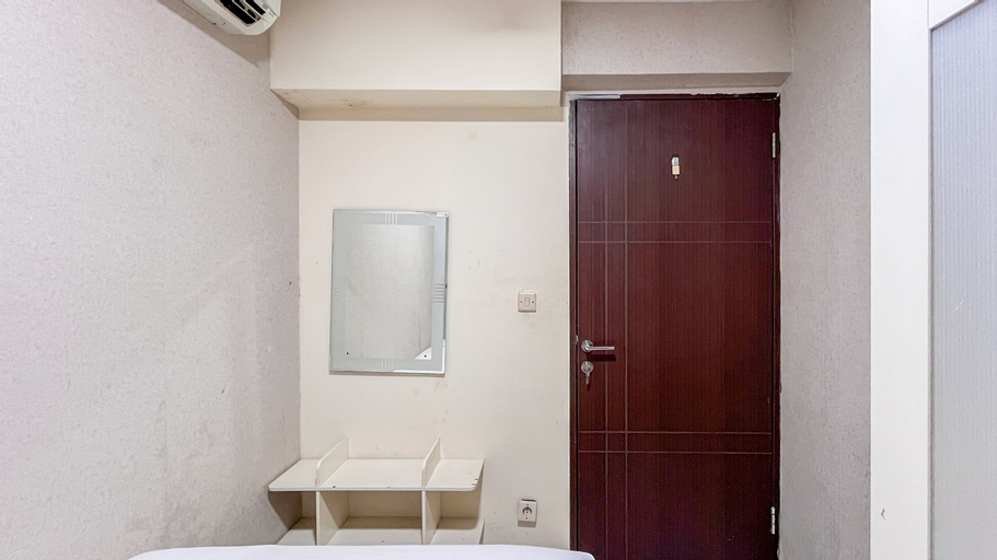 Bedroom 5, Minimalist and Nice 2BR Apartment at Royal Makassar By Travelio, Makassar