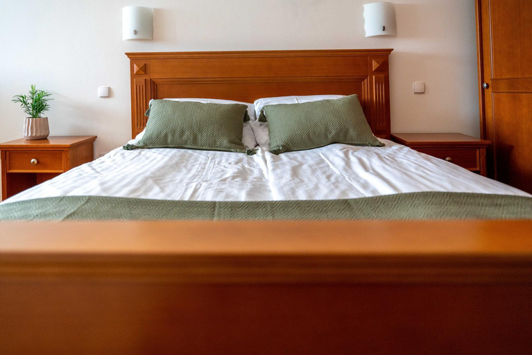 Others 2, LAGOJA b&b, Trzin